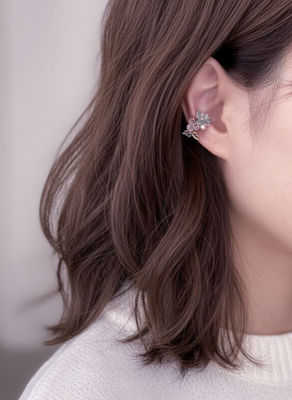 Hydrangea Pearl Ear Cuff