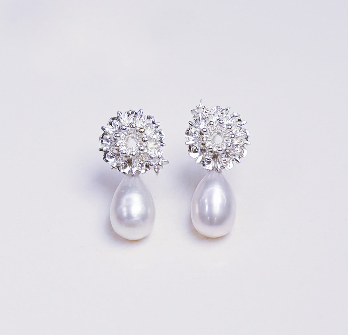 Imaginary Flowers Earrings - LLUNAA