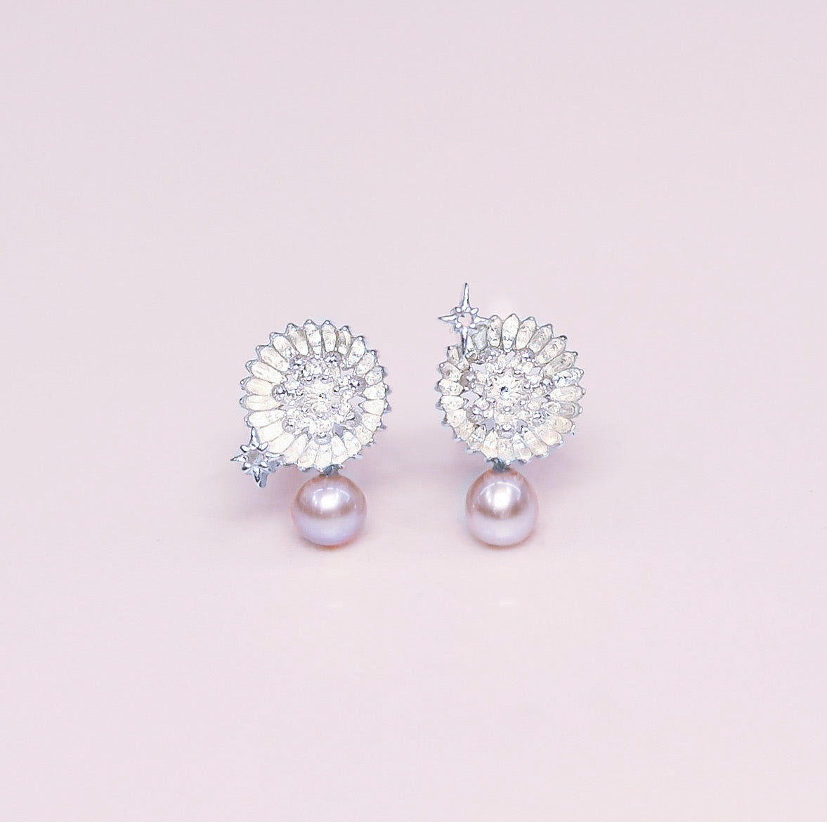Imaginary Flowers Earrings - LLUNAA