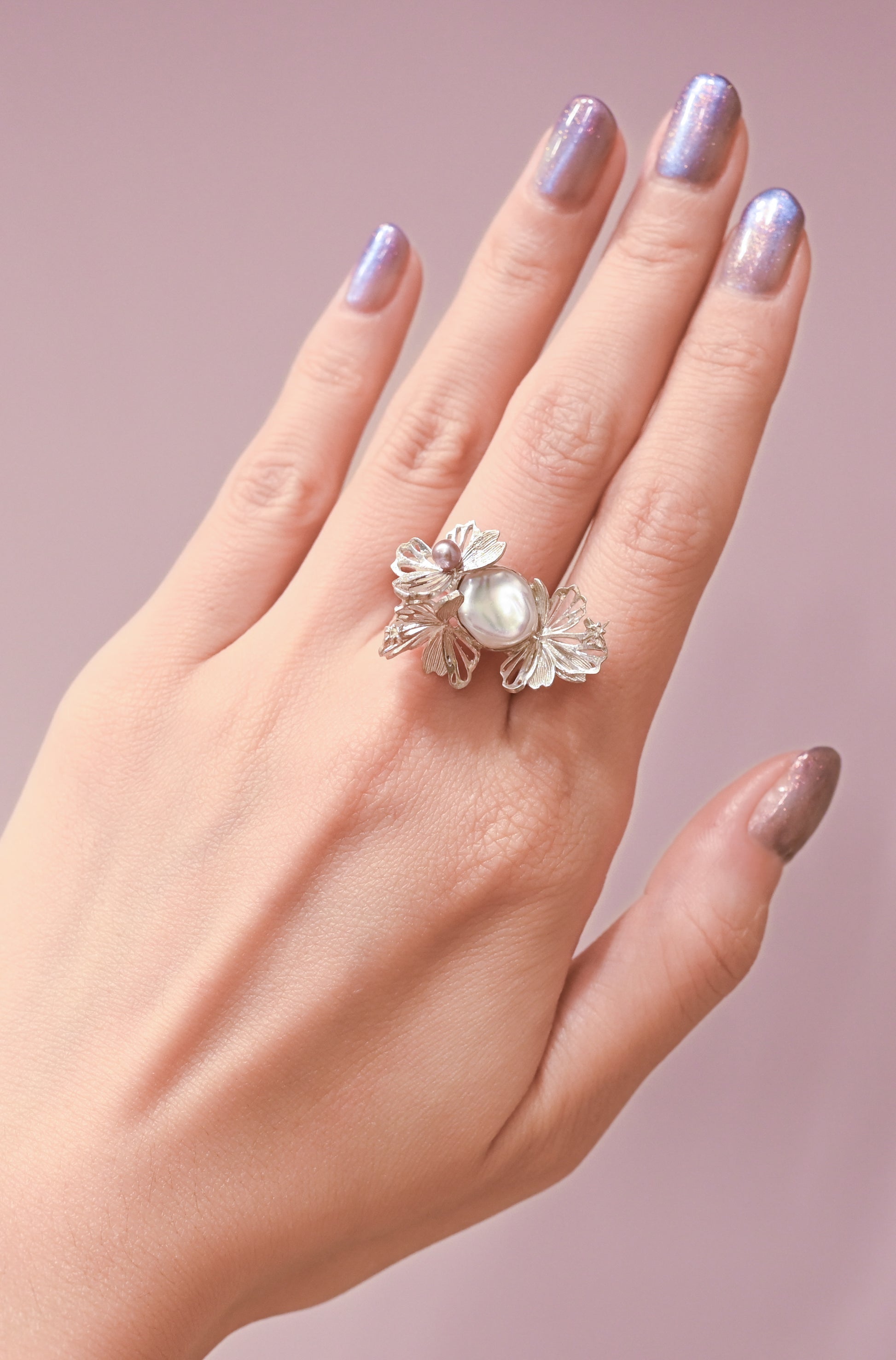 Butterfly Flowers Baroque Pearl Ring - LLUNAA