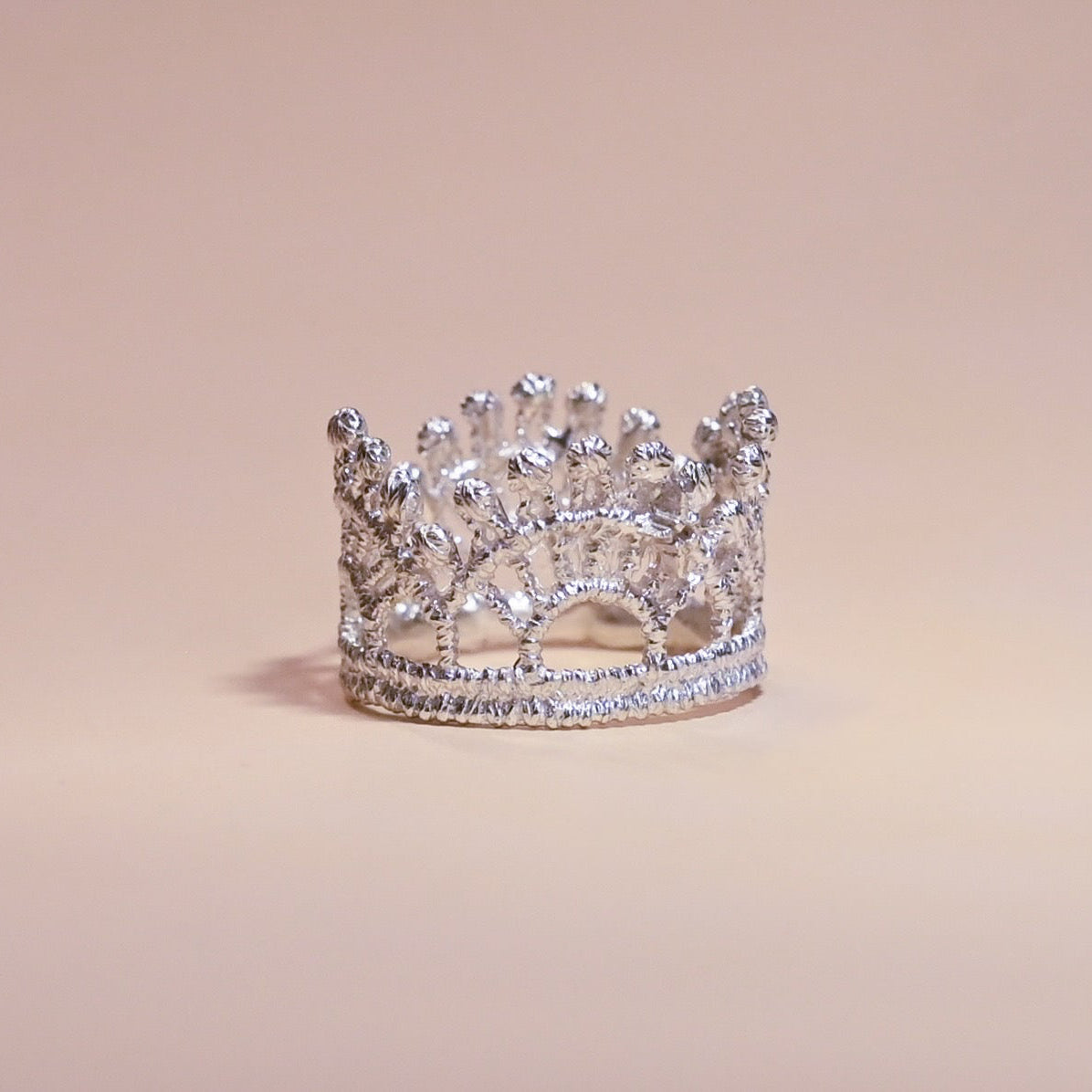 Lazy Glamour - Lace Ring - LLUNAA