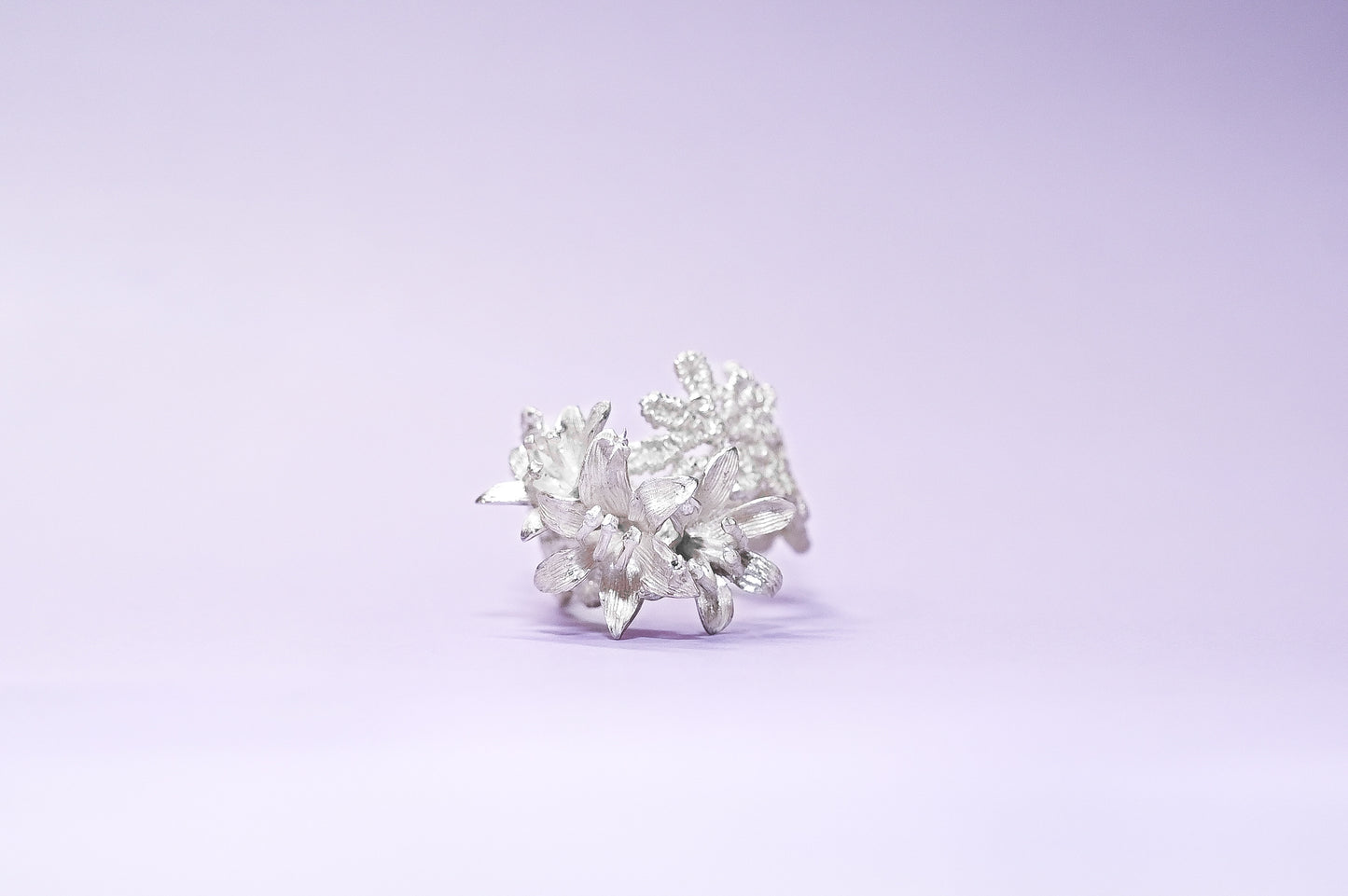 Lazy Glamour - Lace Ring - LLUNAA