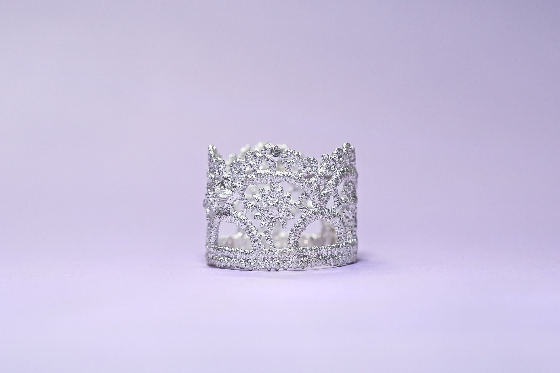 Lazy Glamour - Lace Ring - LLUNAA