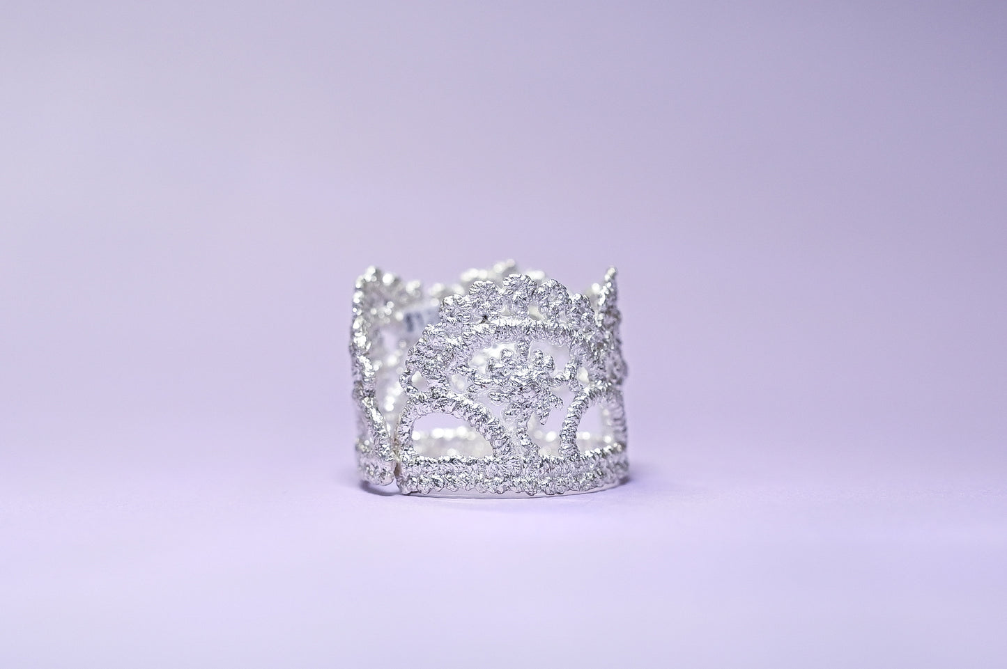 Lazy Glamour - Lace Ring - LLUNAA