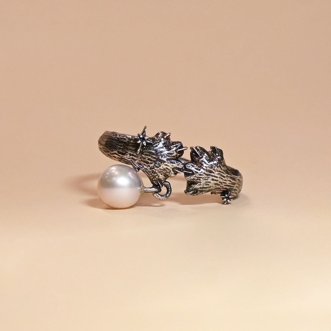 Meow’s Paw Ring - LLUNAA
