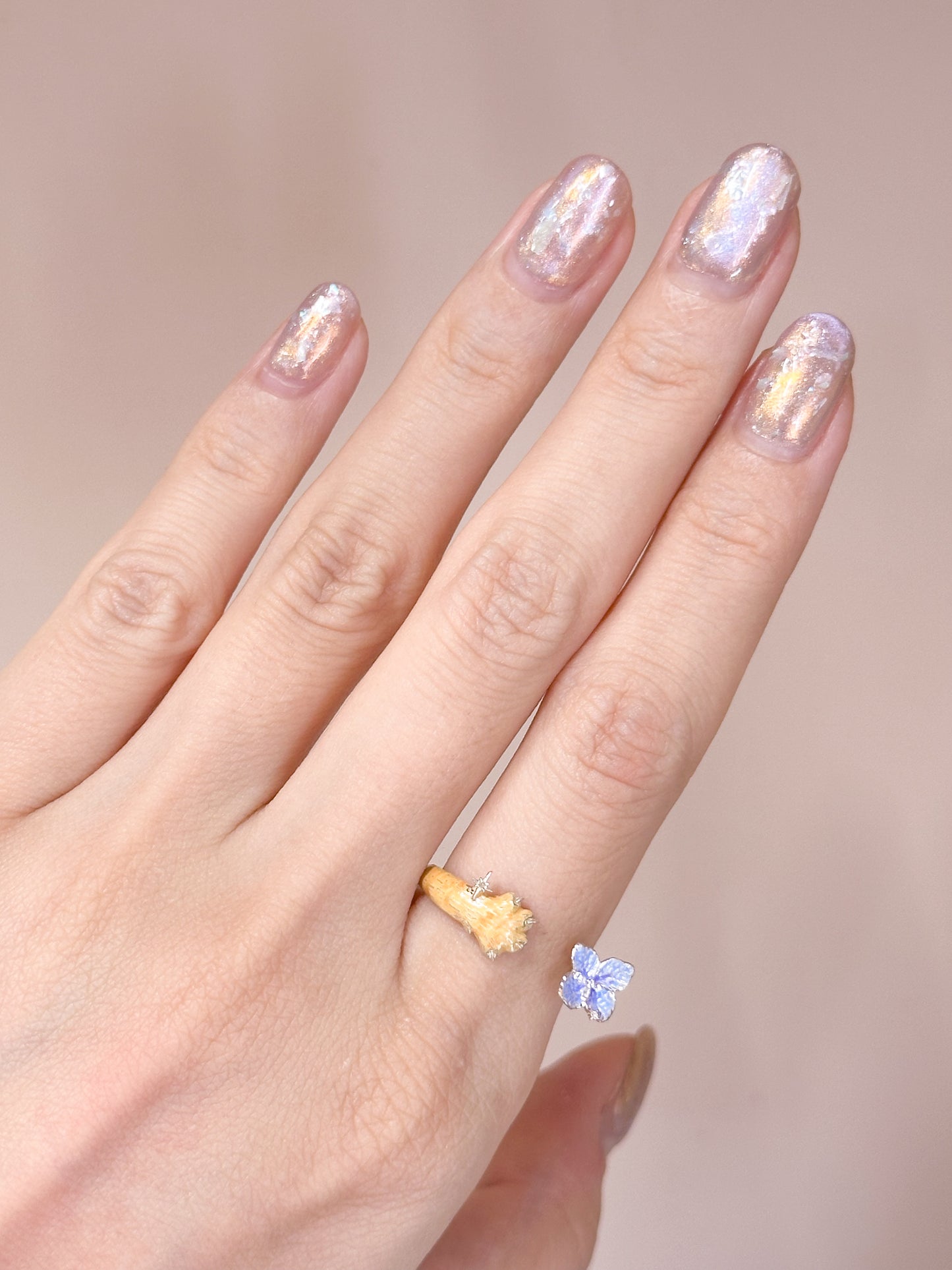 Meow’s Paw Ring - LLUNAA