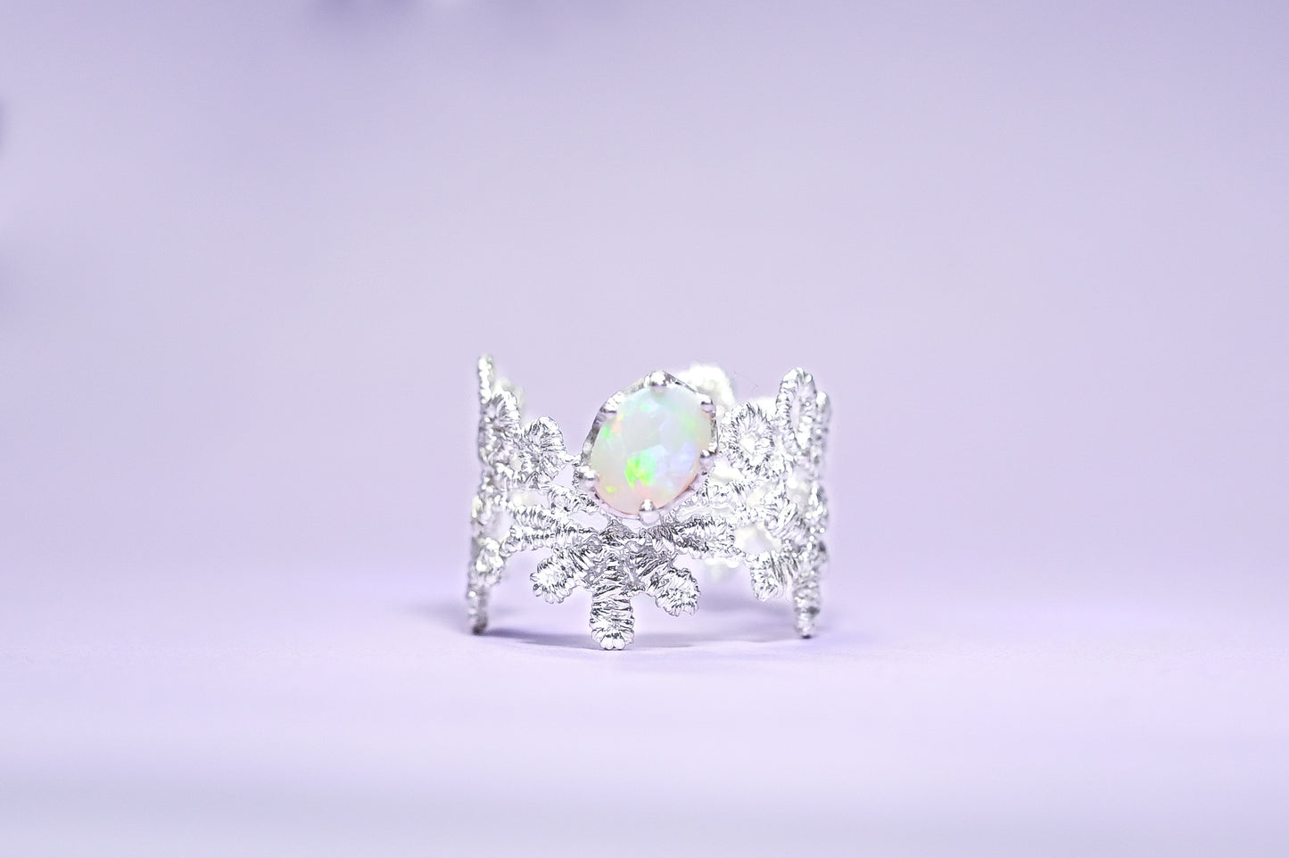 Lazy Glamour - Lace Ring - LLUNAA