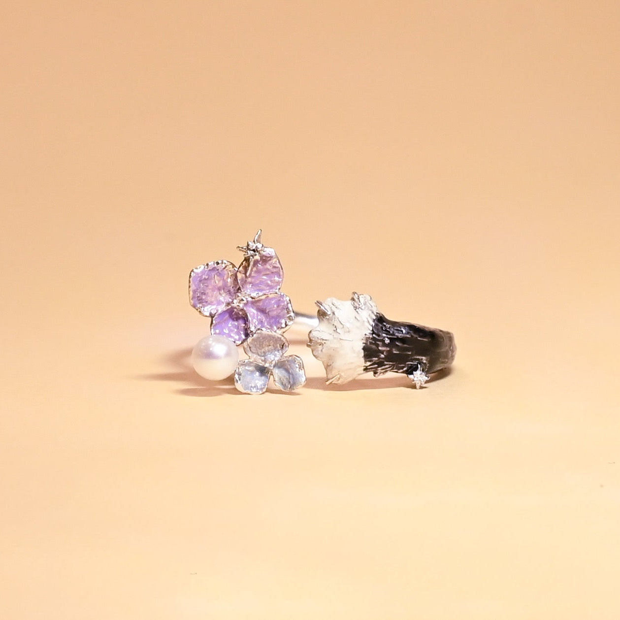 Meow’s Paw Ring - LLUNAA