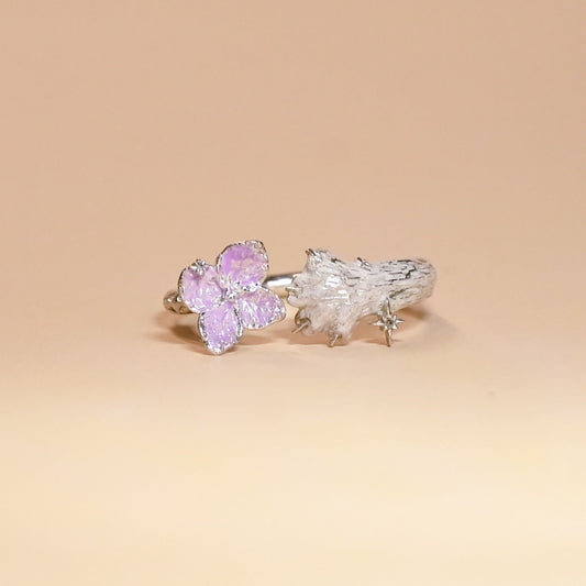 Meow’s Paw Ring - LLUNAA