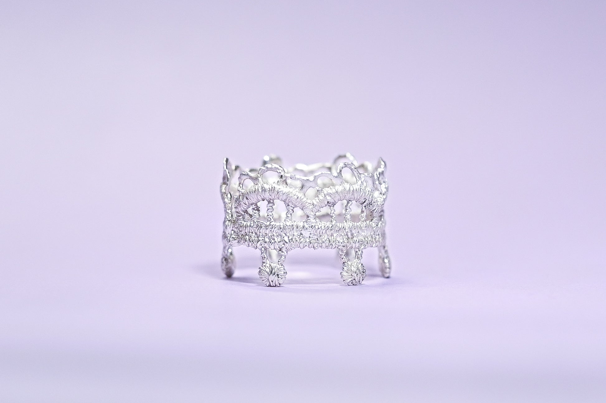 Lazy Glamour - Lace Ring - LLUNAA