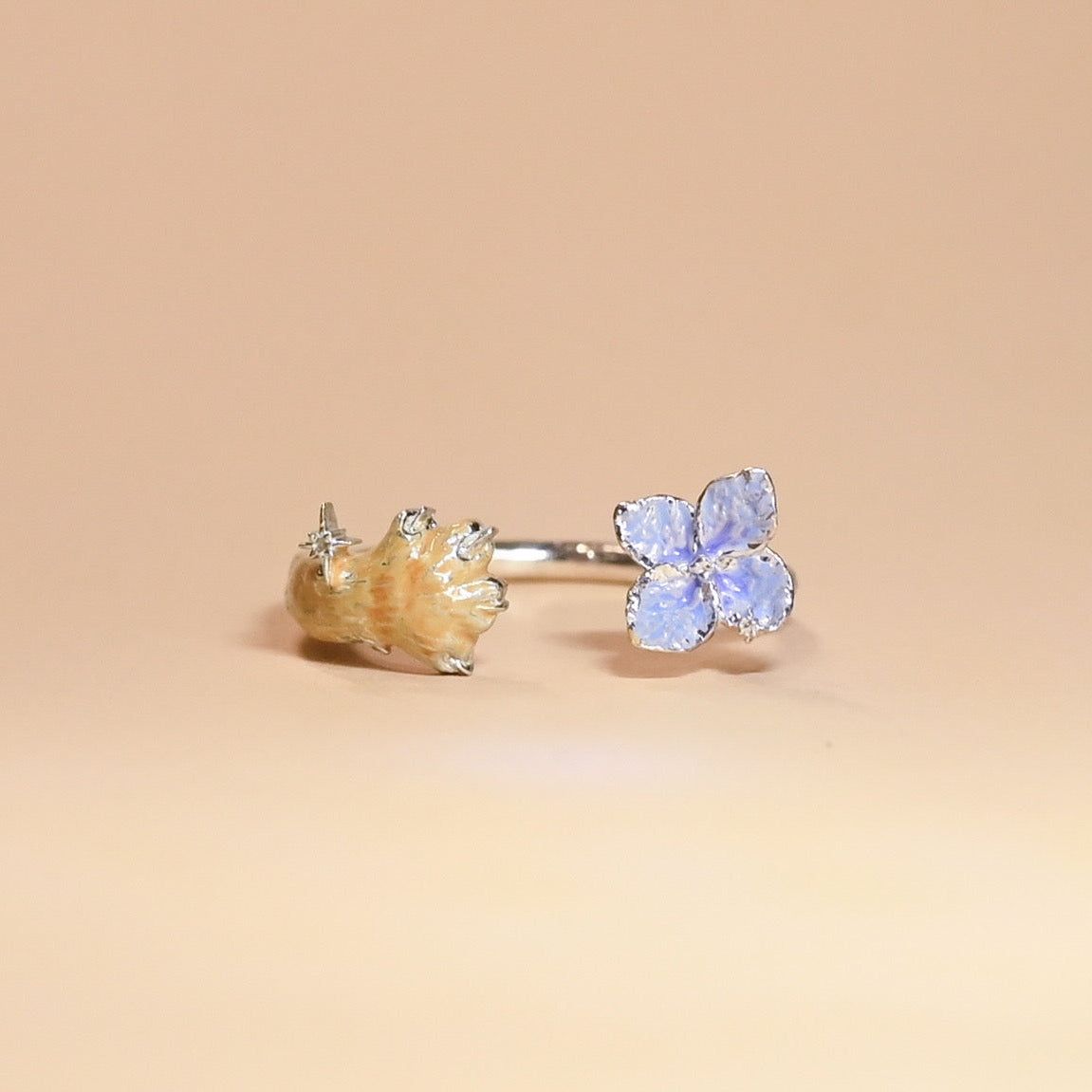 Meow’s Paw Ring - LLUNAA