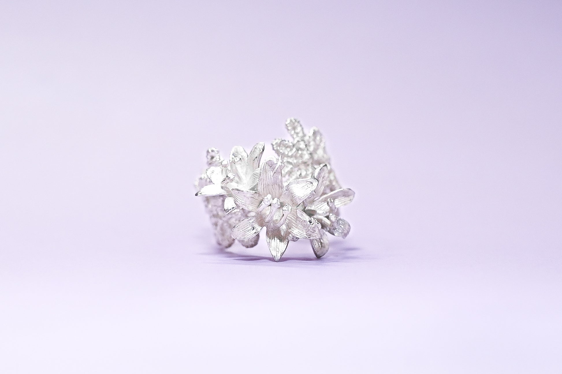 Lazy Glamour - Lace Ring - LLUNAA