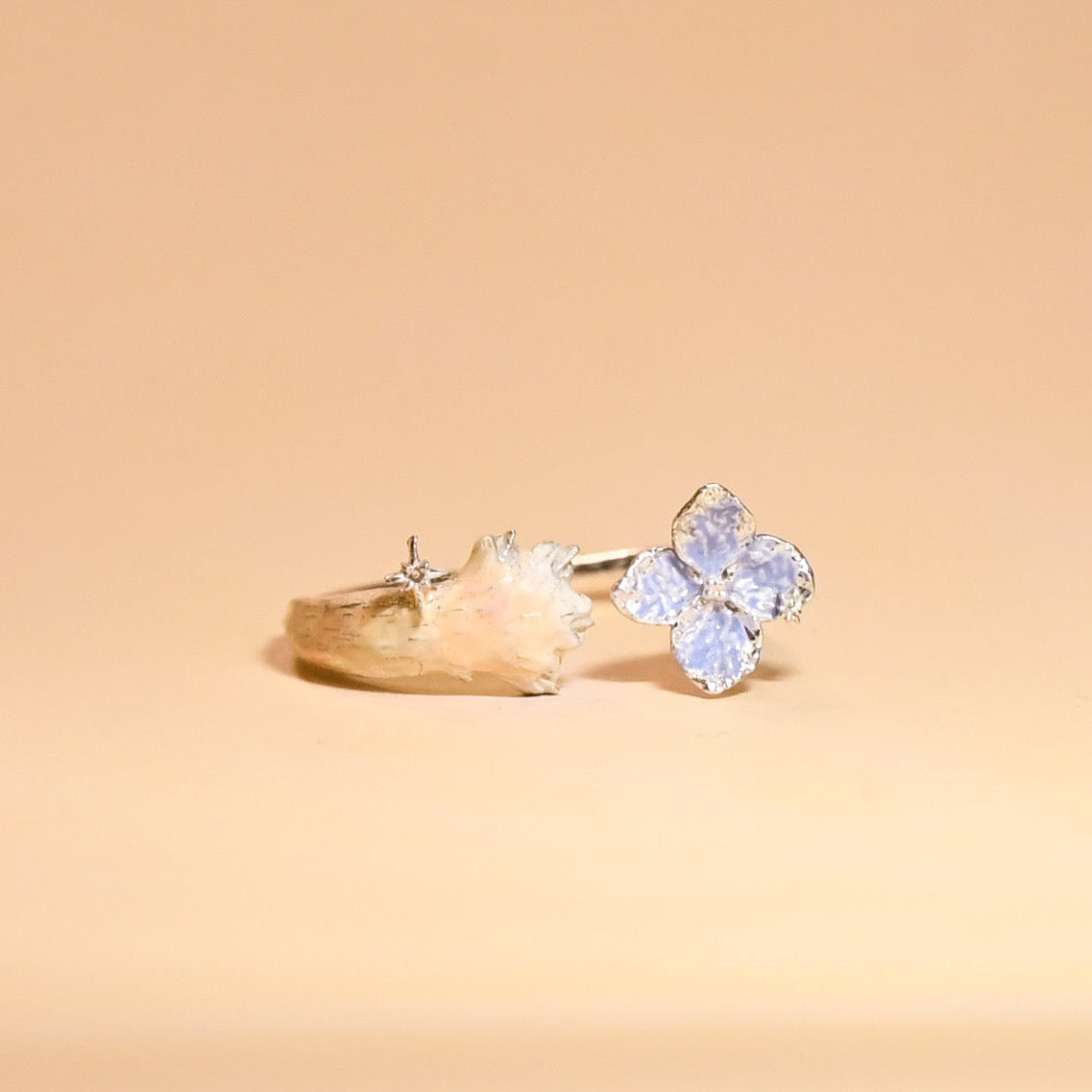 Meow’s Paw Ring - LLUNAA