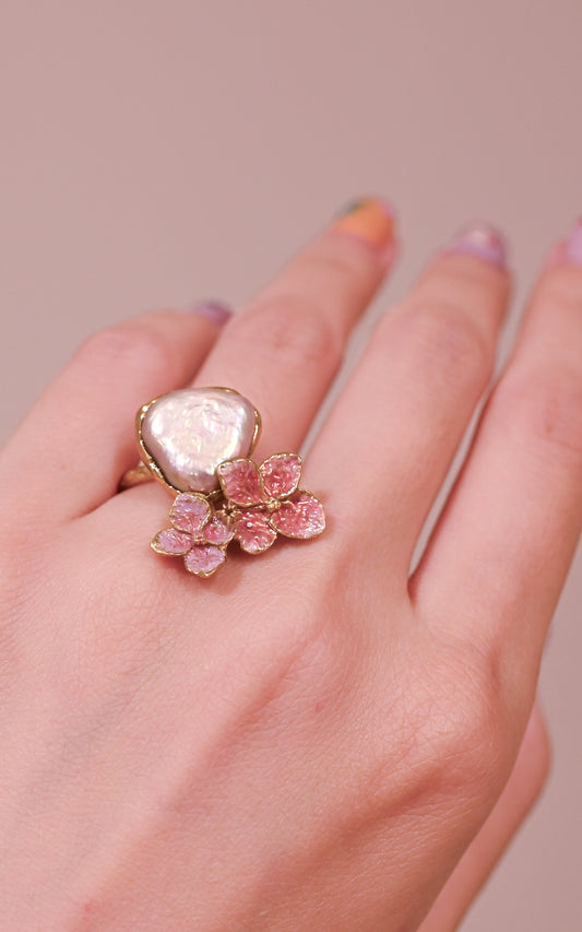 Hydrangea Flowers Baroque Pearl Ring