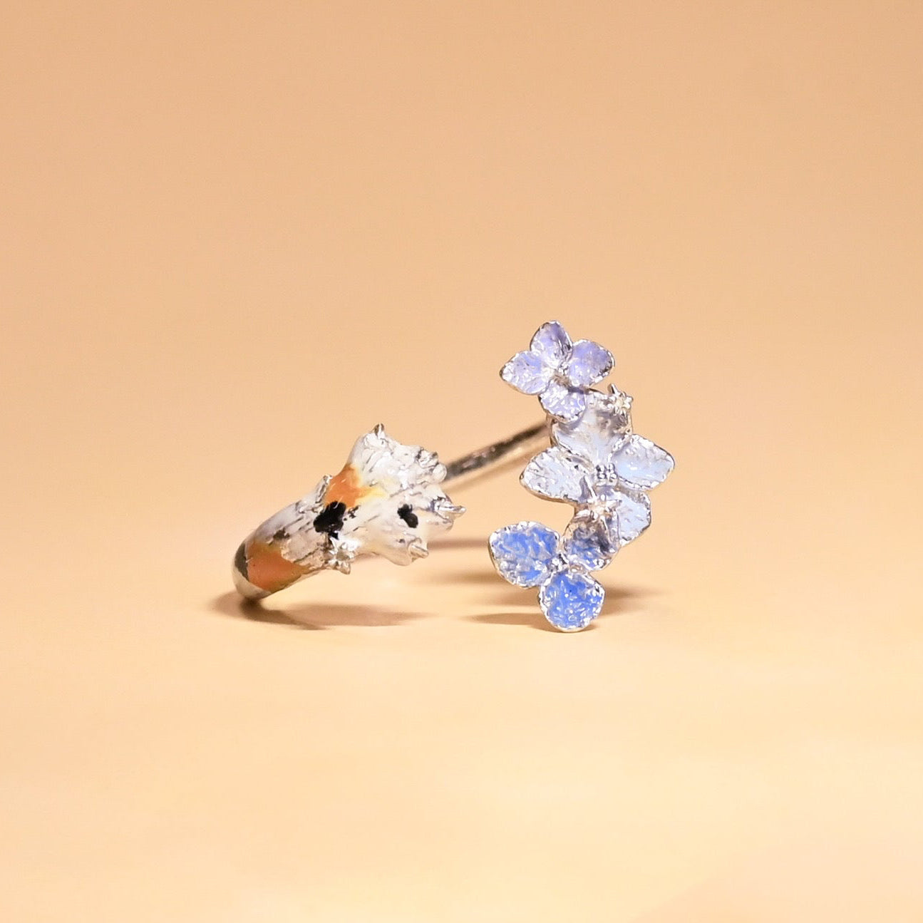 Meow’s Paw Ring - LLUNAA
